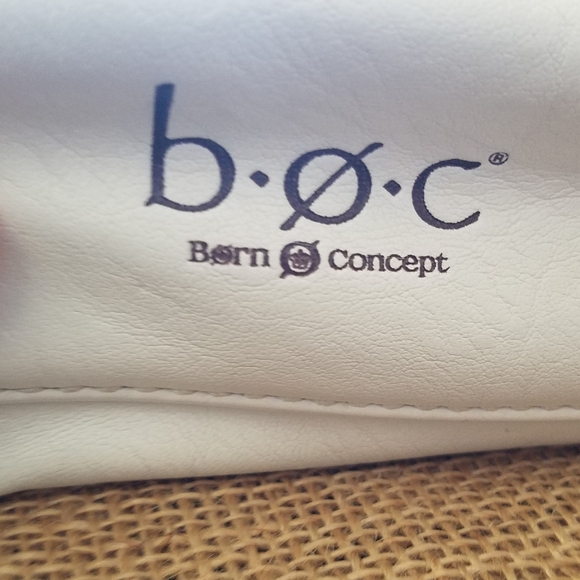 BOC cream and brown messenger bag - Picture 6 of 11